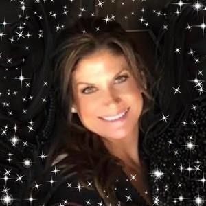 Meet your Posher, Dania